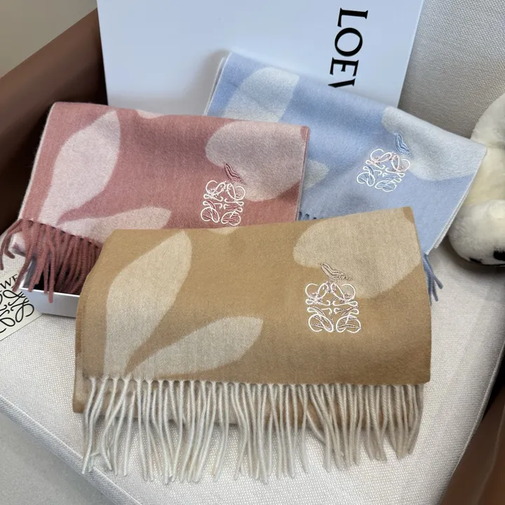 スーパーコピー ロエベ マフラー