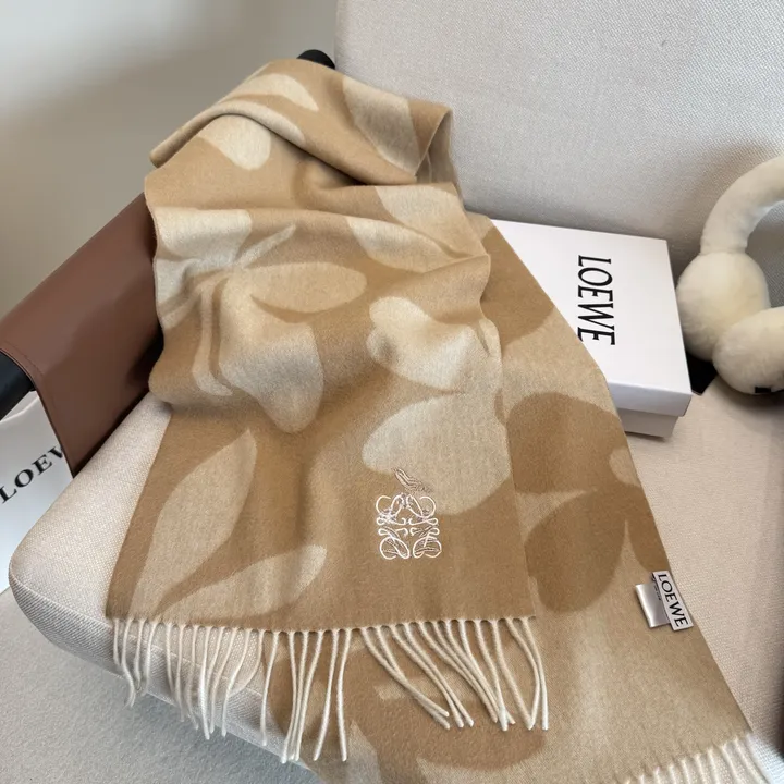 スーパーコピー ロエベ マフラー