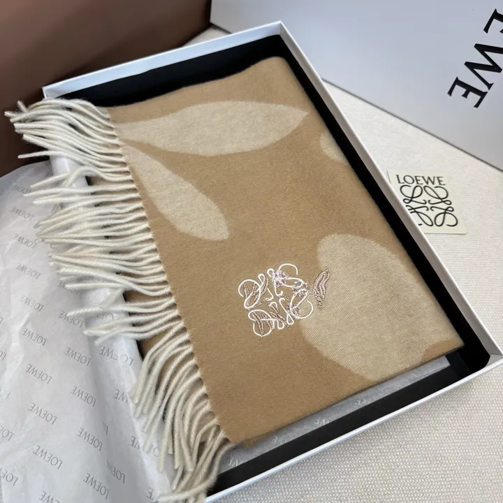 スーパーコピー ロエベ マフラー