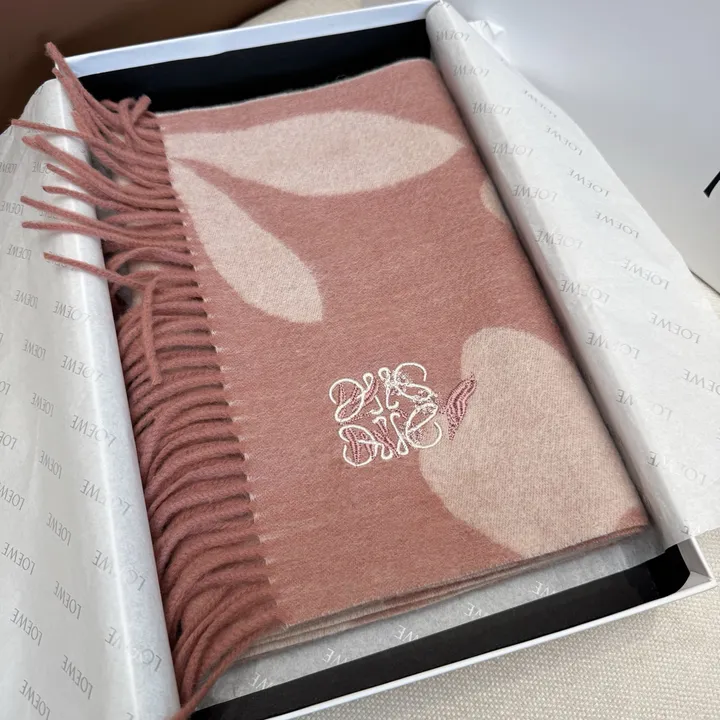 スーパーコピー ロエベ マフラー