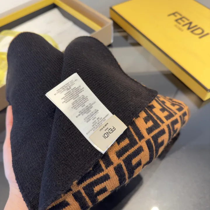 スーパーコピー フェンディ マフラー