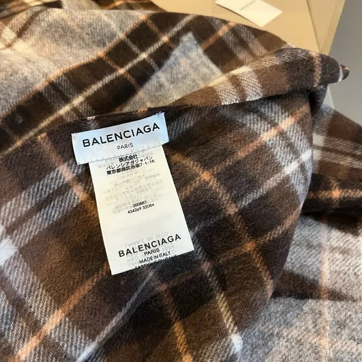 スーパーコピー セリーヌ マフラー