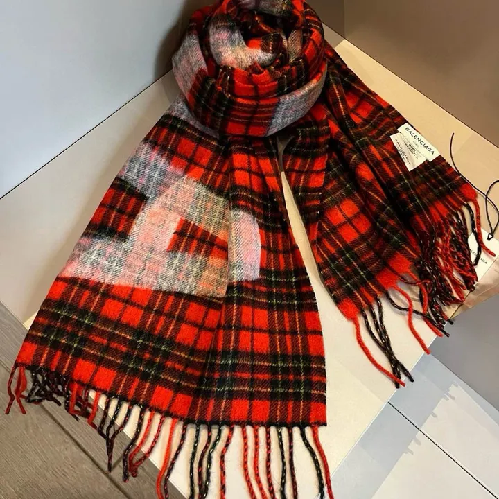 スーパーコピー セリーヌ マフラー