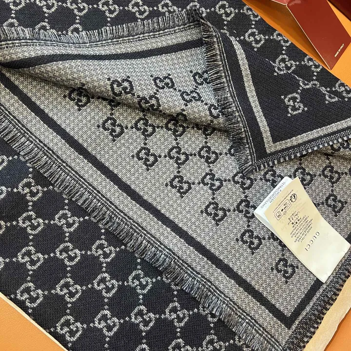 スーパーコピー グッチ マフラー