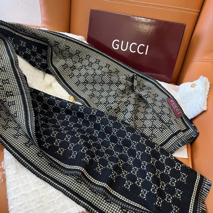 スーパーコピー グッチ マフラー