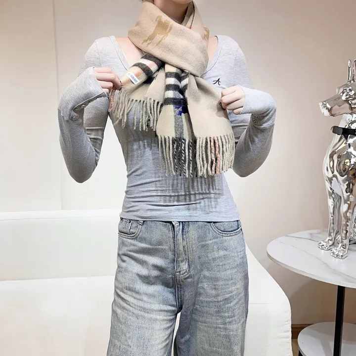 スーパーコピー バーバリー ス マフラー