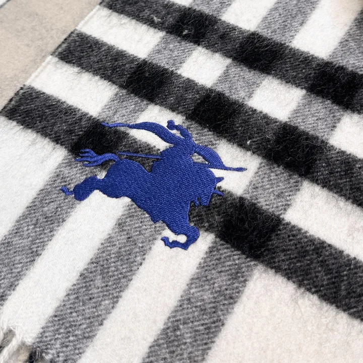 スーパーコピー バーバリー ス マフラー