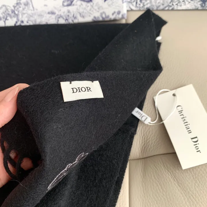 スーパーコピー ディオール マフラー