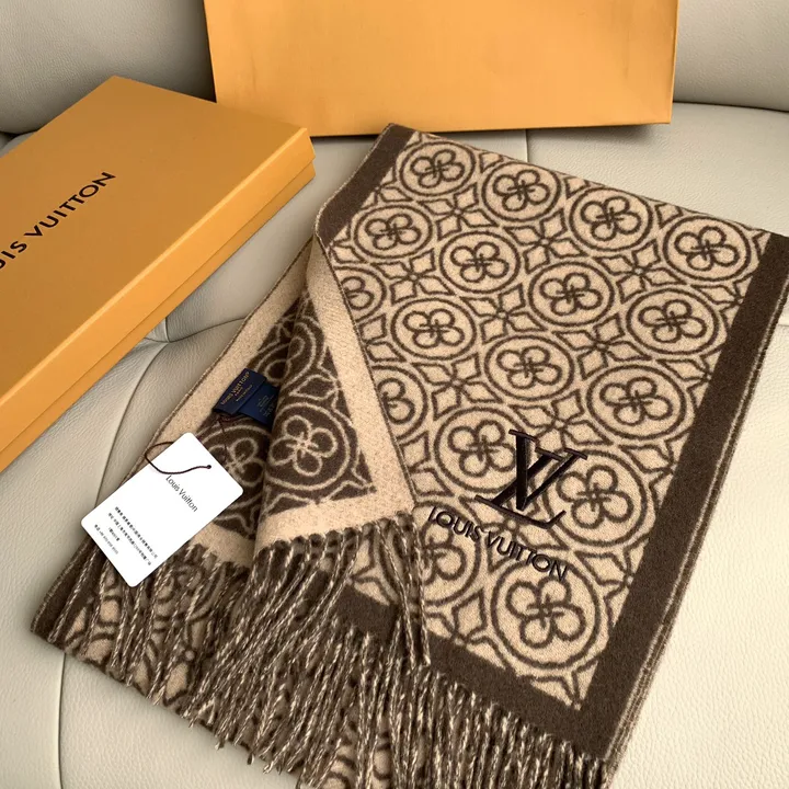 スーパーコピー フェンディ マフラー