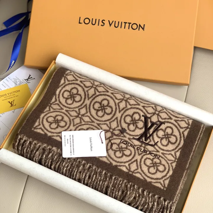 スーパーコピー フェンディ マフラー