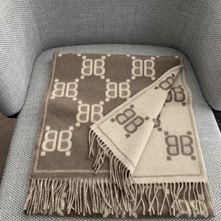 スーパーコピー セリーヌ マフラー