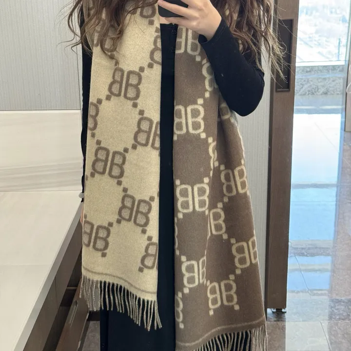 スーパーコピー セリーヌ マフラー