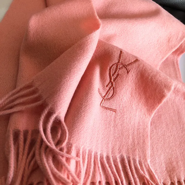 スーパーコピー バレンシアガ マフラー