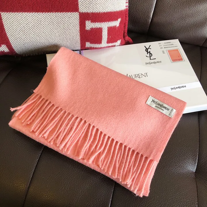 スーパーコピー バレンシアガ マフラー