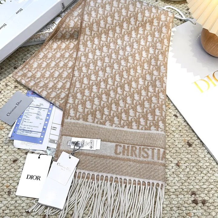 スーパーコピー ディオール マフラー