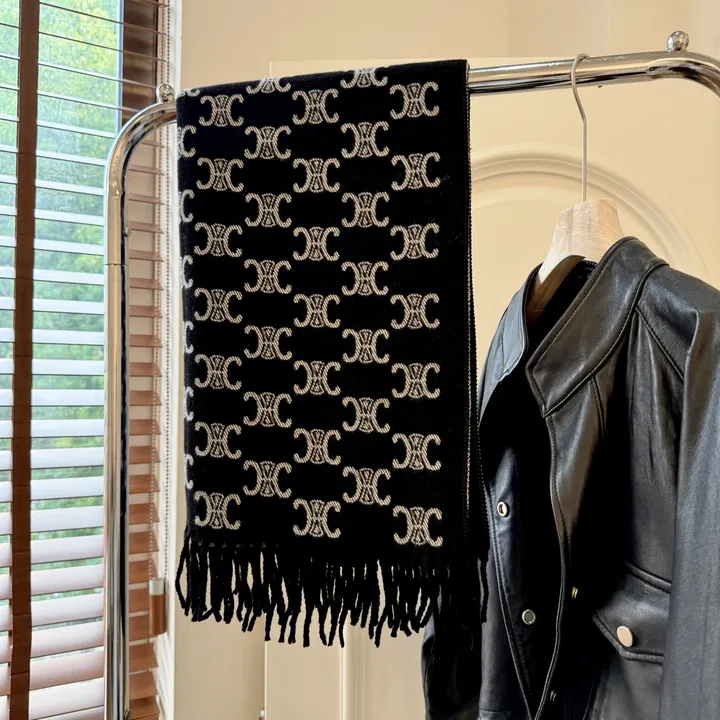 スーパーコピー ロエベ マフラー