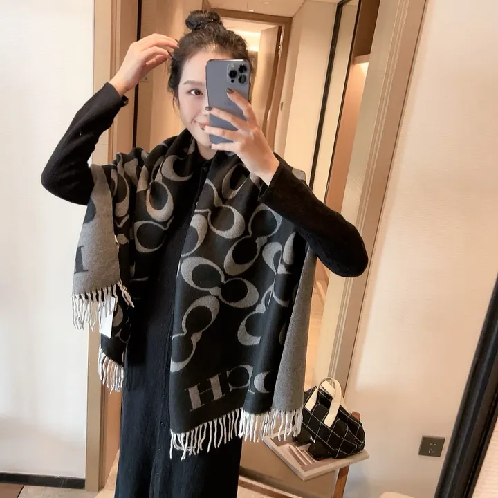 スーパーコピー コーチ マフラー