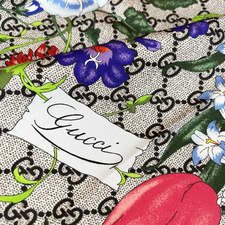 スーパーコピー グッチ マフラー