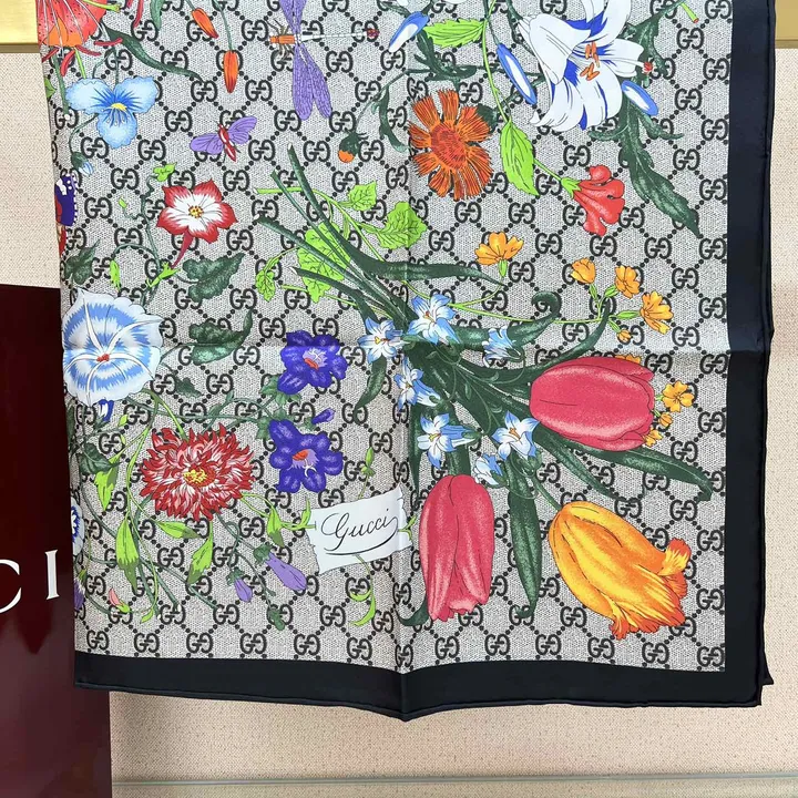 スーパーコピー グッチ マフラー