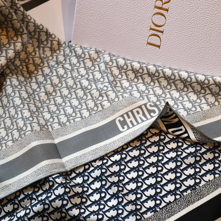 スーパーコピー ディオール マフラー