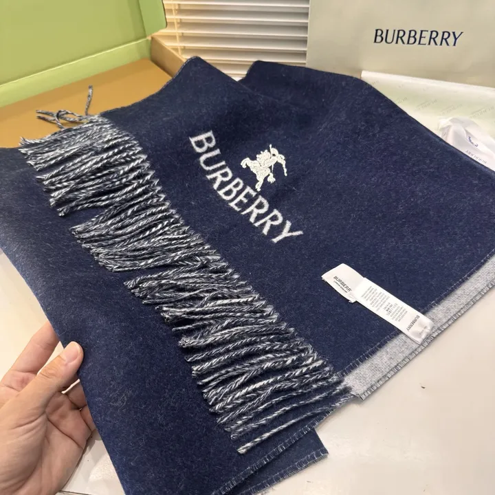 スーパーコピー バーバリー ス マフラー