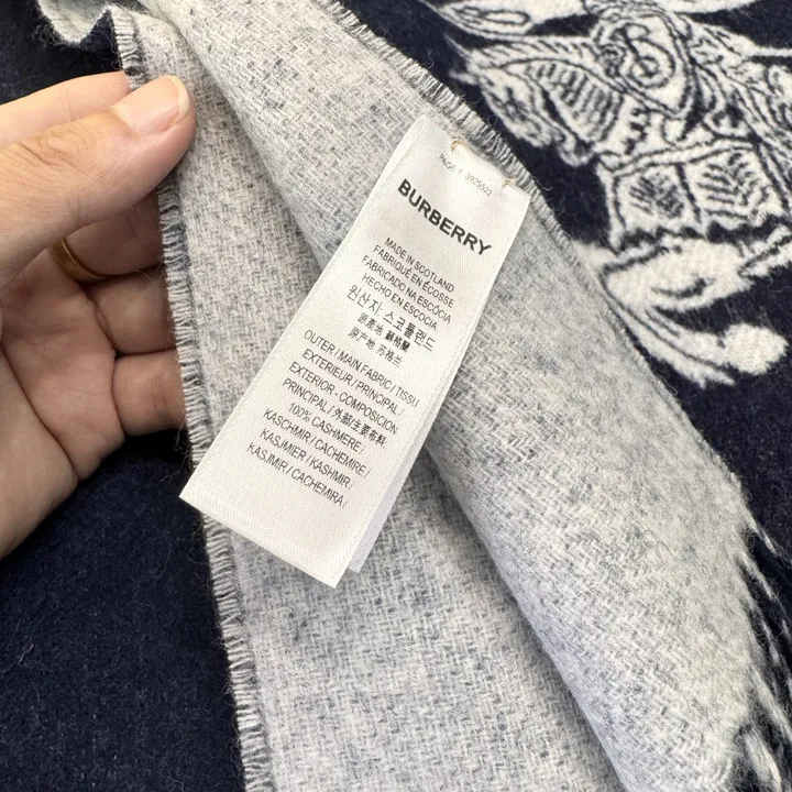 スーパーコピー バーバリー ス マフラー