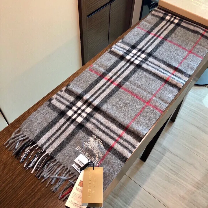 スーパーコピー バーバリー ス マフラー