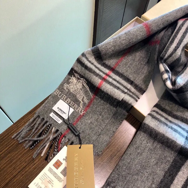 スーパーコピー バーバリー ス マフラー