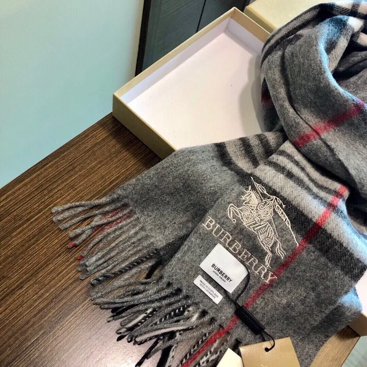 スーパーコピー バーバリー ス マフラー