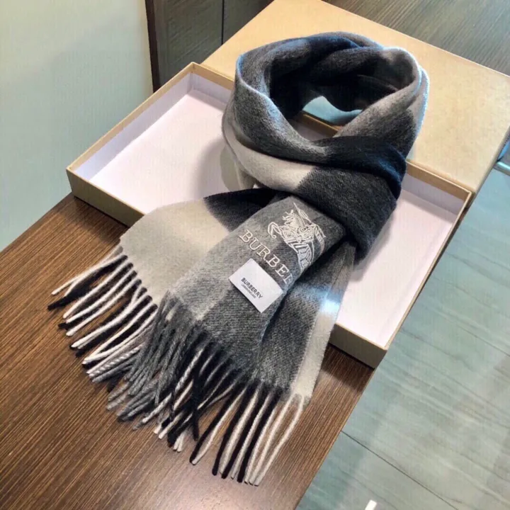 スーパーコピー バーバリー ス マフラー