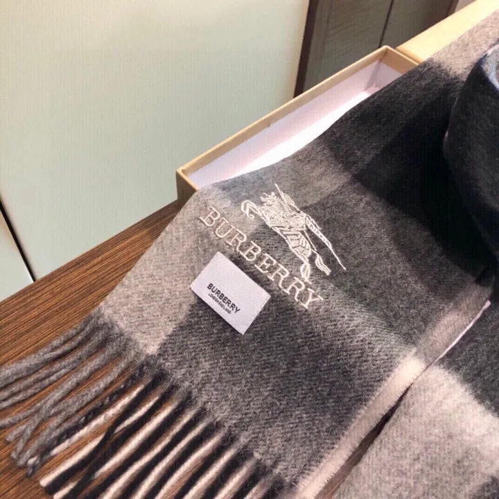 スーパーコピー バーバリー ス マフラー