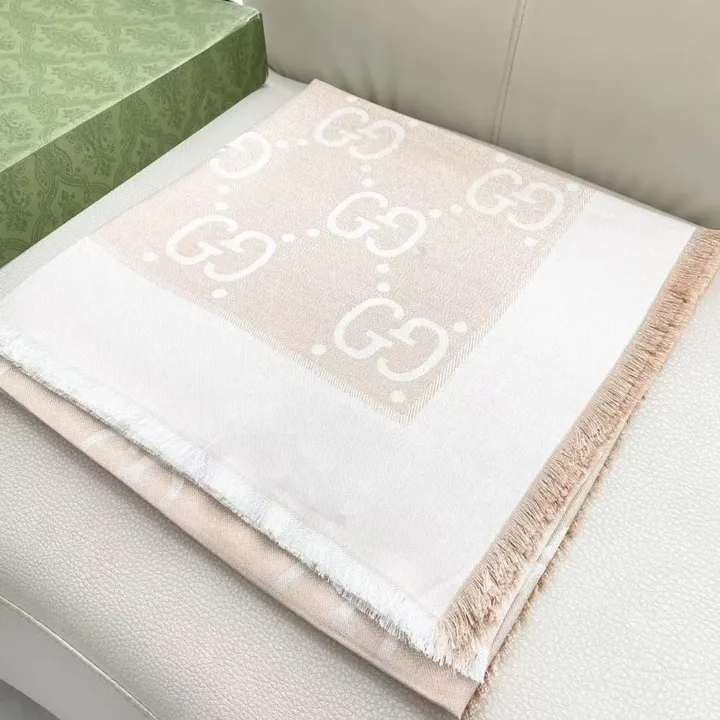 スーパーコピー グッチ マフラー