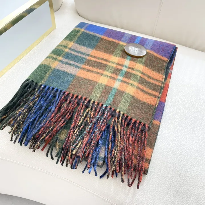 スーパーコピー ヴィヴィアン・ウエストウッド マフラー