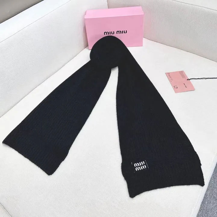 スーパーコピー フェンディ マフラー