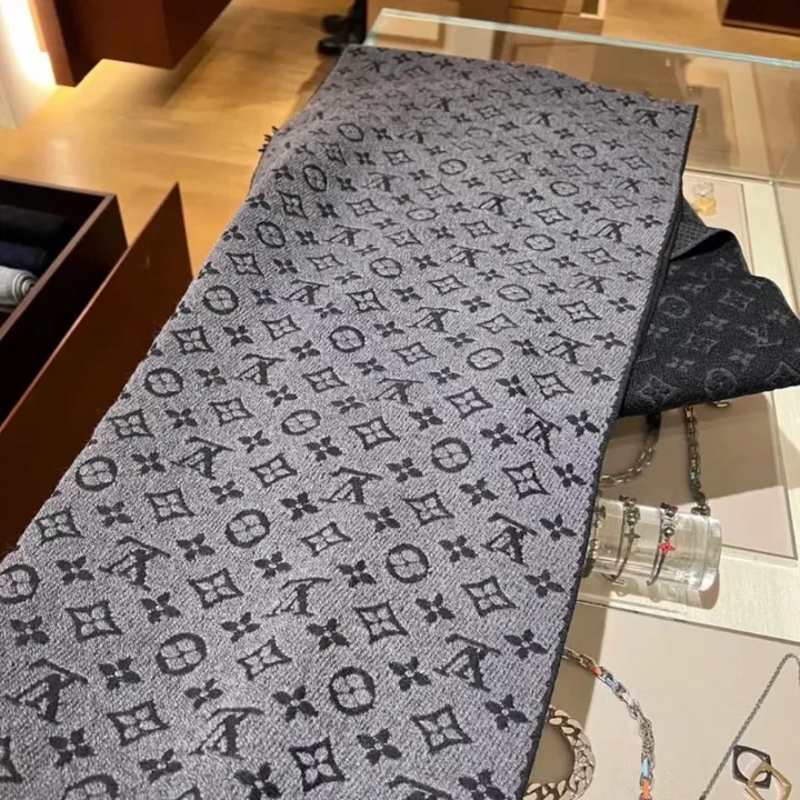 スーパーコピー ルイヴィトン マフラー