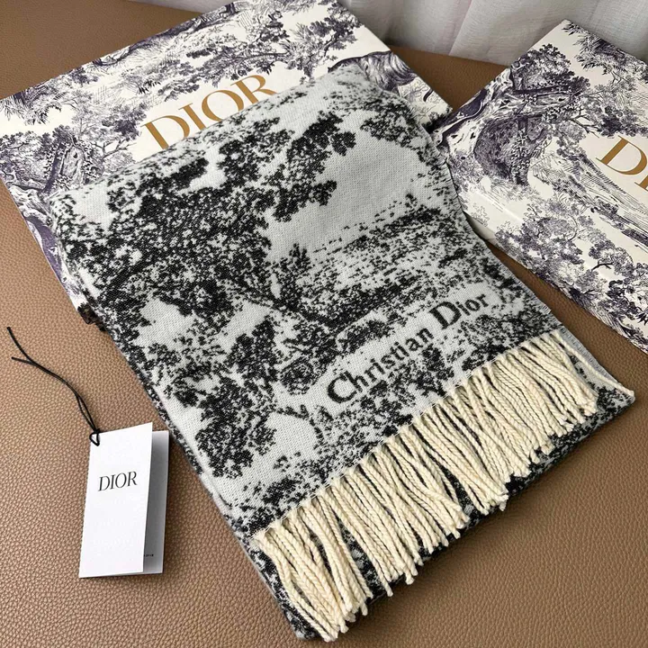 スーパーコピー ディオール マフラー