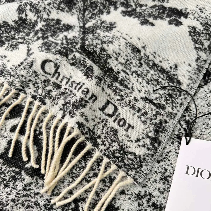 スーパーコピー ディオール マフラー