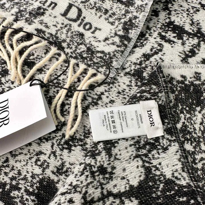 スーパーコピー ディオール マフラー