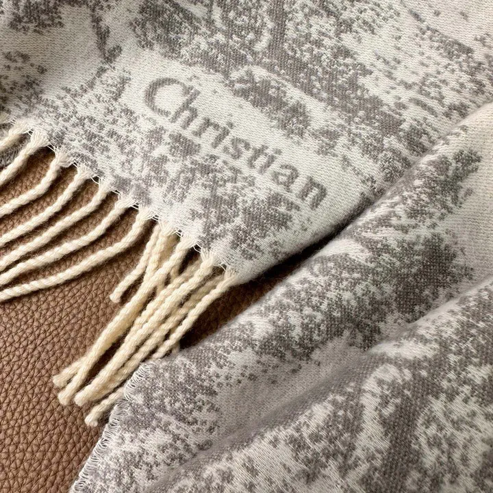 スーパーコピー ディオール マフラー