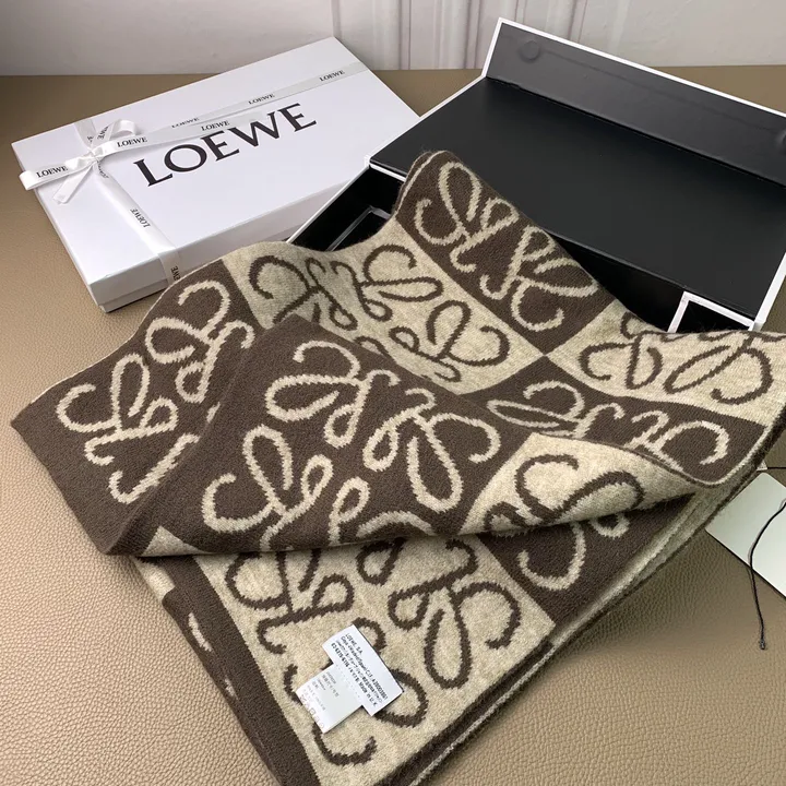 スーパーコピー ロエベ マフラー