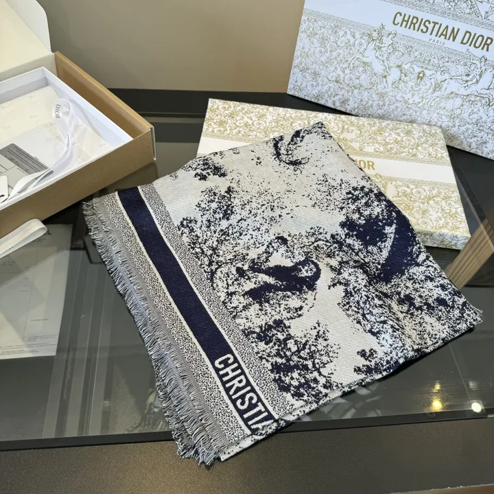 スーパーコピー ディオール マフラー