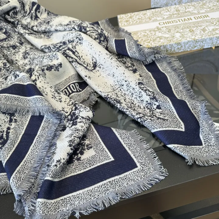 スーパーコピー ディオール マフラー