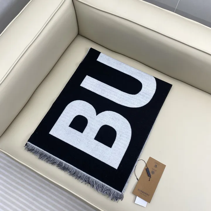 スーパーコピー バーバリー ス マフラー