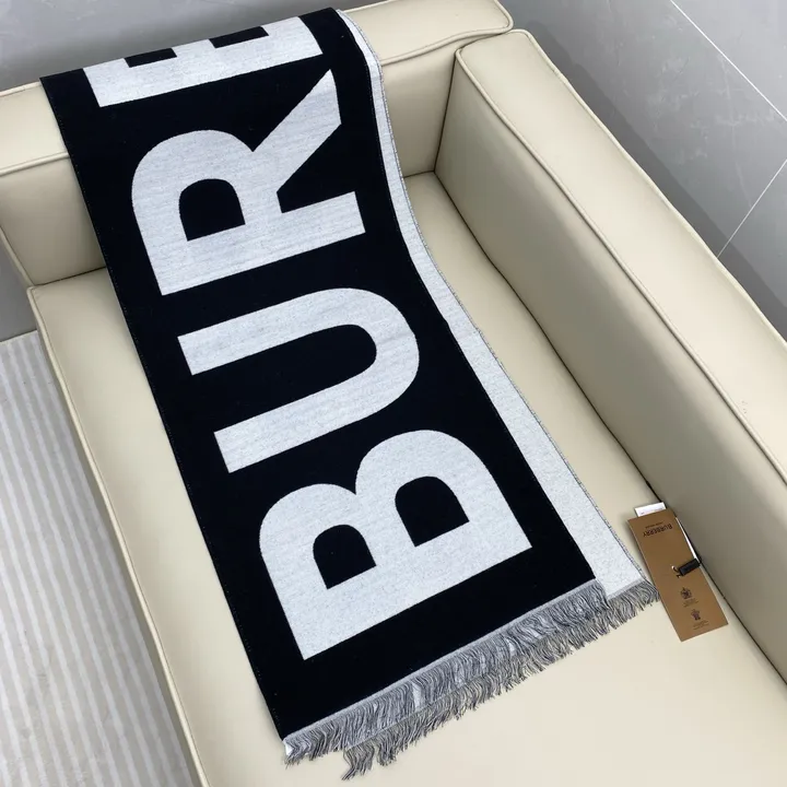 スーパーコピー バーバリー ス マフラー