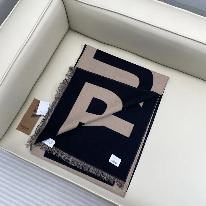 スーパーコピー バーバリー ス マフラー