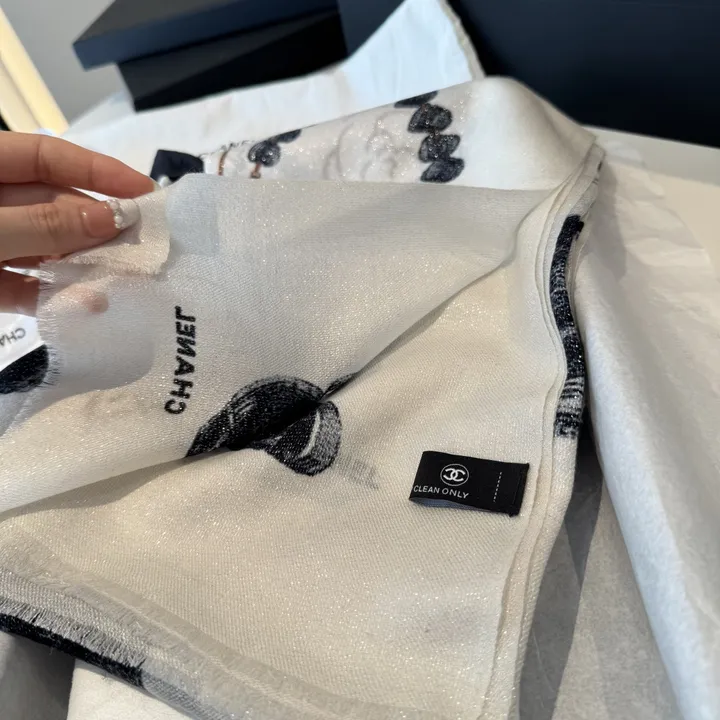 スーパーコピー シャネル マフラー