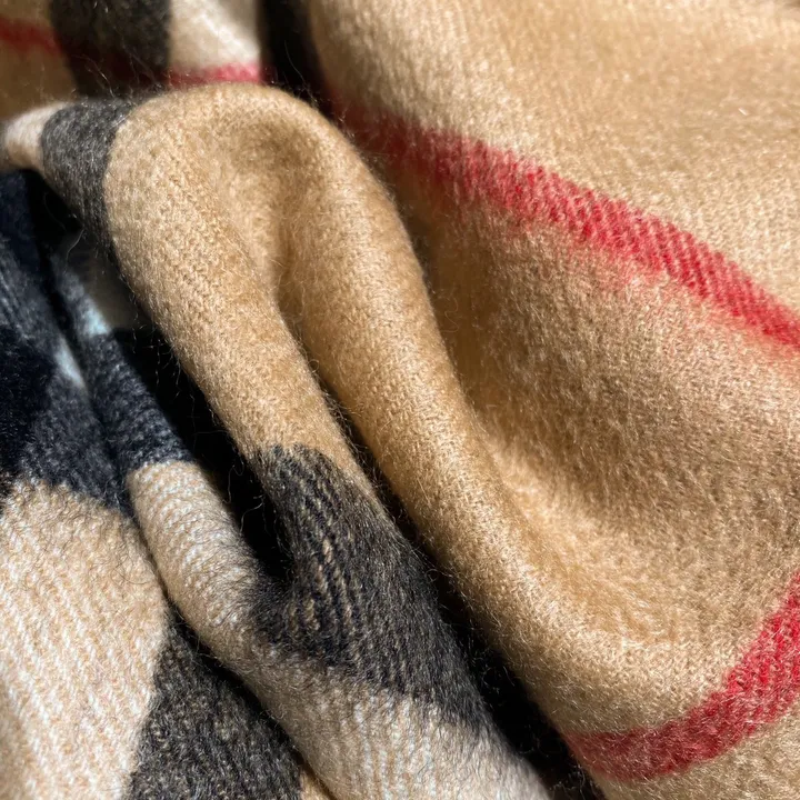 スーパーコピー バーバリー ス マフラー