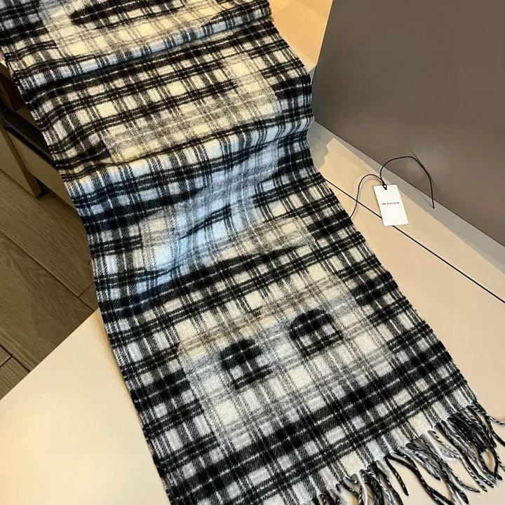 スーパーコピー セリーヌ マフラー