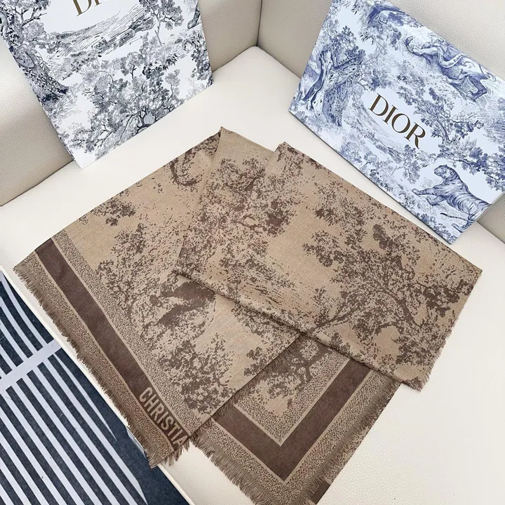 スーパーコピー ディオール マフラー