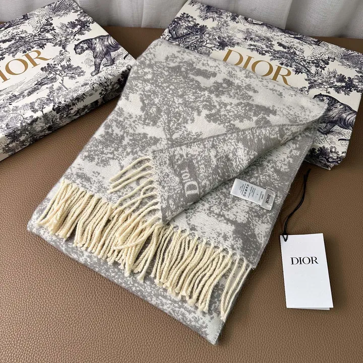 スーパーコピー ディオール マフラー